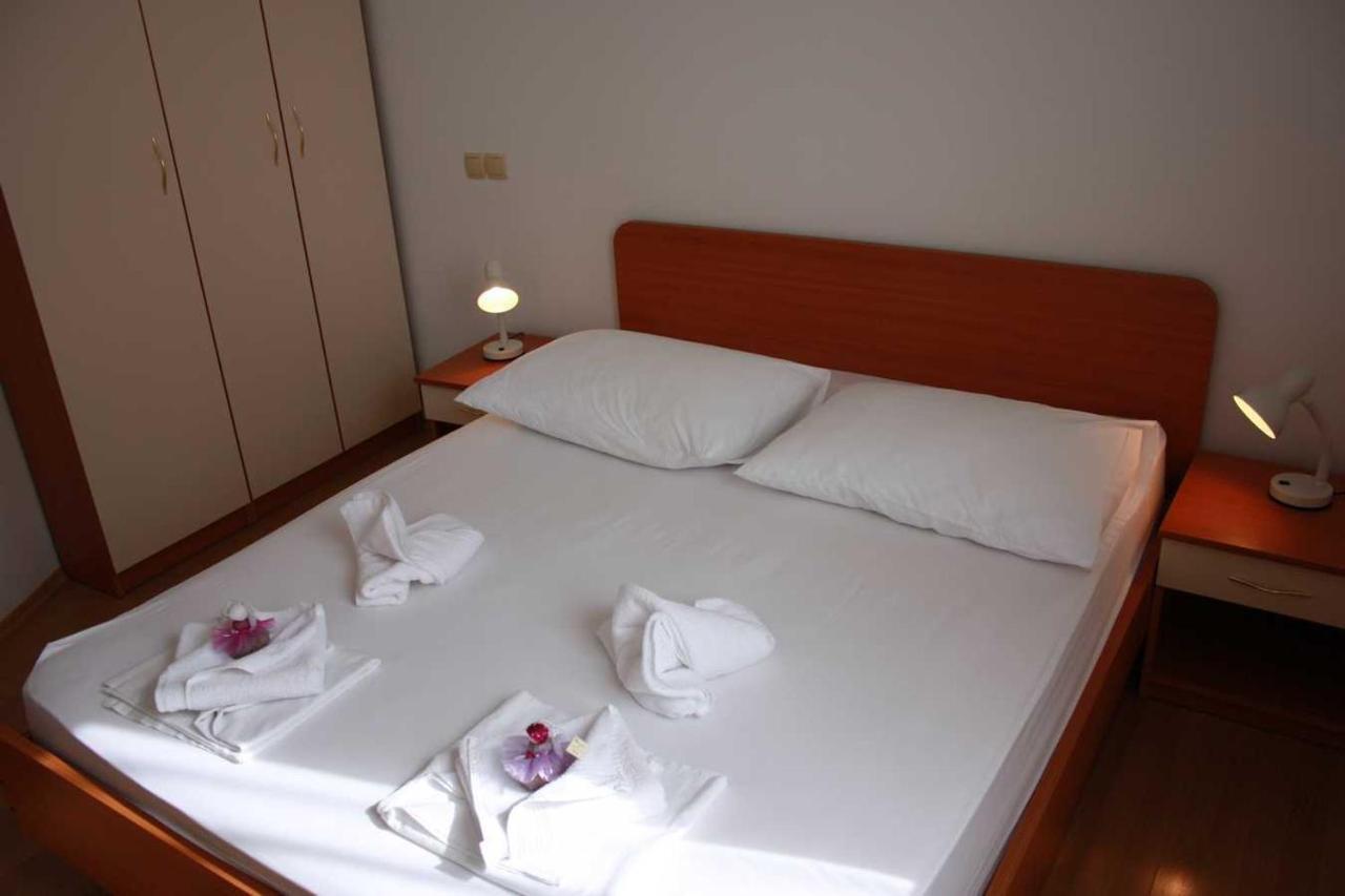 Villa Dvor Apartments Omiš Exteriör bild